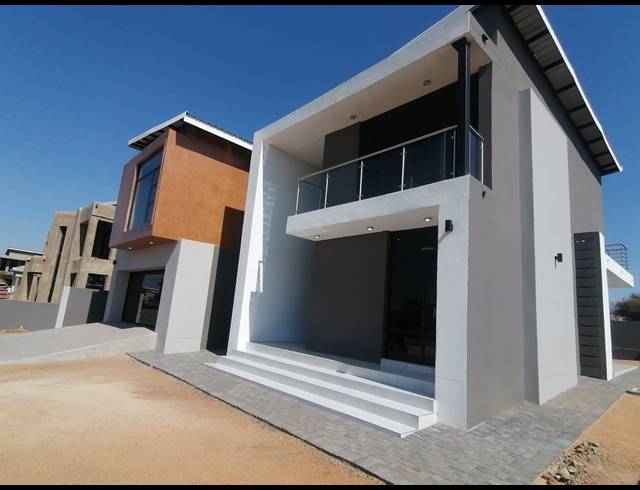 4 BEDROOM HOUSE FOR SALE IN BENDOR